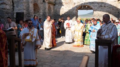 Митрополит Киприан възглави Божествената св. Литургия в Потопената църква край Жребчево
