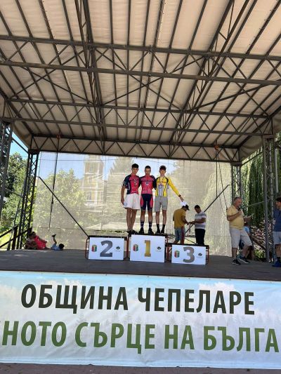 Силно представяне на казанлъшките колоездачи в състезание за купа “Чепеларе“