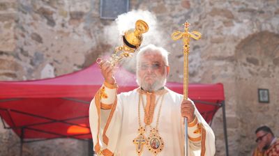 Митрополит Киприан възглави Божествената св. Литургия в Потопената църква край Жребчево