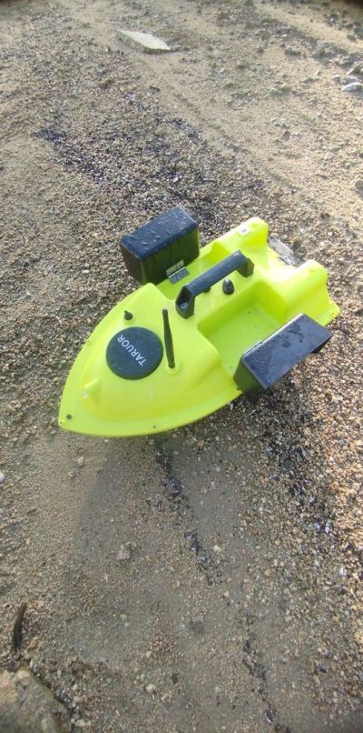 Огромни риби излизат на язовир Копринка / Видео и снимки 