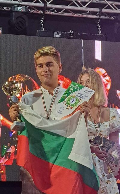 Успешно представяне на Ники Николаев от школа „Орфей“ на международен конкурс в Италия