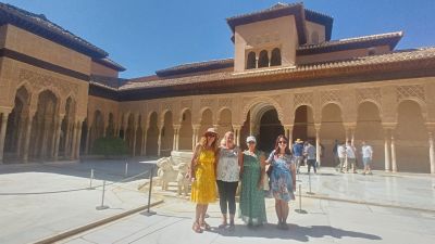 Преподаватели от ИКТ Център наблюдаваха работа на испански колеги благодарение на Еразъм+