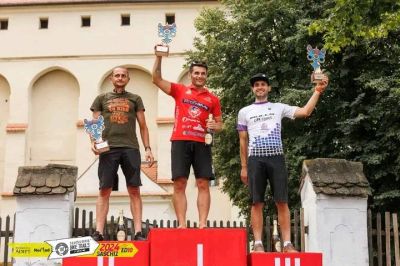 Нови успехи за колоездачите на “Лястовица-1905“ в България и чужбина