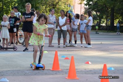 Кристиян, Николай и Златозара грабнаха медалите от състезанието с тротинетки в Казанлък