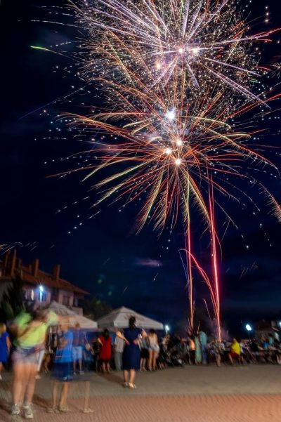 Концерт и празнична заря поставиха кулминацията на “Богородични празници 2024“ в Шипка