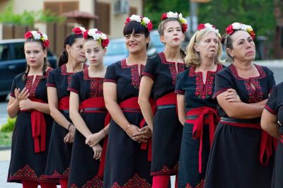 Концерт и празнична заря поставиха кулминацията на “Богородични празници 2024“ в Шипка