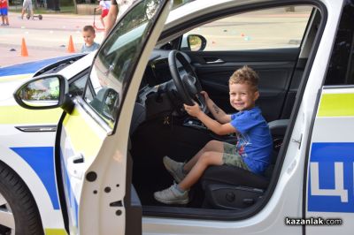 Кристиян, Николай и Златозара грабнаха медалите от състезанието с тротинетки в Казанлък