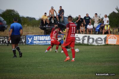 ФК „Розова долина“ Казанлък срещу ФК “Минерал“ Овощник