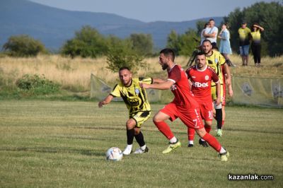 ФК „Розова долина“ Казанлък срещу ФК “Минерал“ Овощник