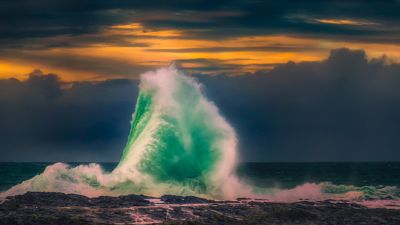 Серията с фотографии на бурята “Кийра“ донесе платинен медал на Тодор Тилев 