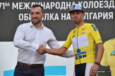 Италианецът Джовани Карбони финишира първи в Казанлък през втория етап на 71-та Международна колоездачна обиколка на България
