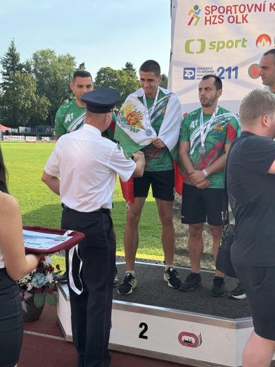 Националите ни по пожароприложен спорт със сребърни медали от Чехия