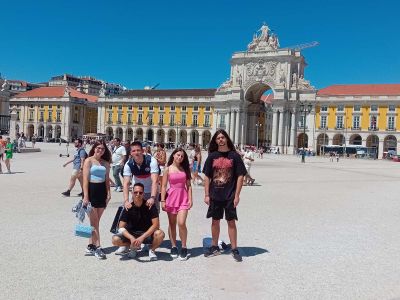 Ученици от ИКТ Център създаваха сайтове и мобилни приложения в Португалия