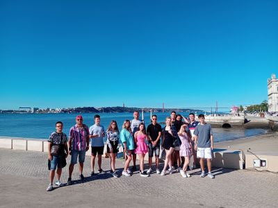 Ученици от ИКТ Център създаваха сайтове и мобилни приложения в Португалия