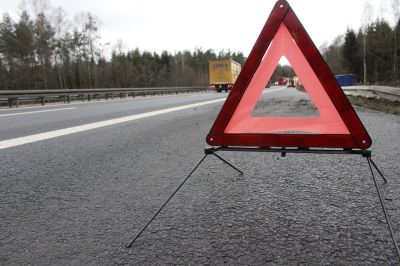 Катастрофа затруднява движението по пътя Стара Загора-Казанлък в района на с. Змейово / Новини от Казанлък