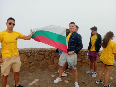 Ученици от ИКТ Център създаваха сайтове и мобилни приложения в Португалия