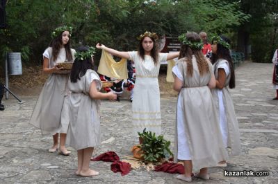 От “Hell’s Кitchen” до „Мистичната вяра в хляба“: Шеф-готвачът Станислав участва в изложение на хлебни изделия в Казанлък