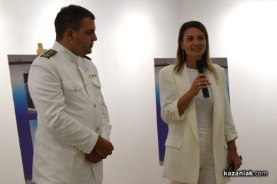 От Варна до Чили: Пътешествие от любов създаде изложбата “До Антарктида и назад с любов”