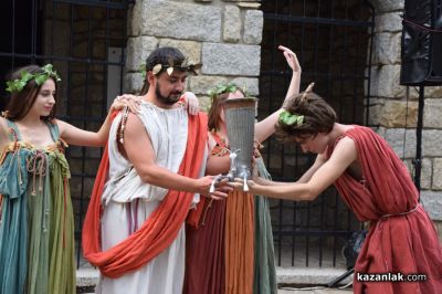 В Казанлък започнаха вечерите на тракийското вино и винената култура