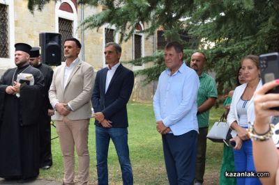 С тържествена програма Казанлък отбеляза 139 години от Съединението на Княжество България и Източна Румелия