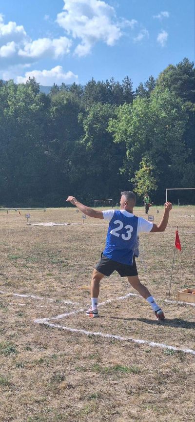 Стремци първи в шампионат по военен трибой в Сухопътните войски