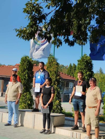 Казанлъшките стрелци от “Балиста“ с куп медали и титли от Държавното в Долни Дъбник