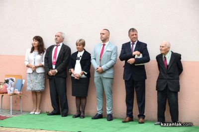 С ритуал на приемствеността започна новата учебна година в Механото 