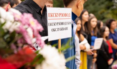 60-и випуск направи първите си стъпки в ПГ по лека промишленост и туризъм