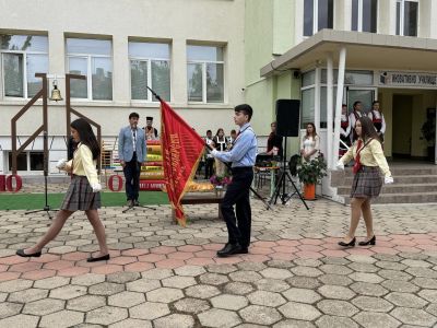 ОУ „Св. Паисий Хилендарски“ стартира учебната година с нов заместник-директор 