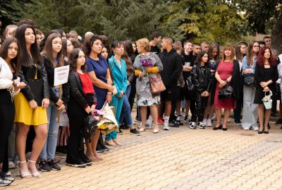 60-и випуск направи първите си стъпки в ПГ по лека промишленост и туризъм