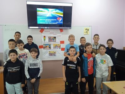Ученици от казанлъшкото ОУ “Георги Кирков“ се включиха в кампания за безопасност на пътя