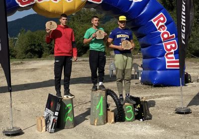 Казанлъшките ендуро състезатели отново с призови места, имаме републикански шампиони