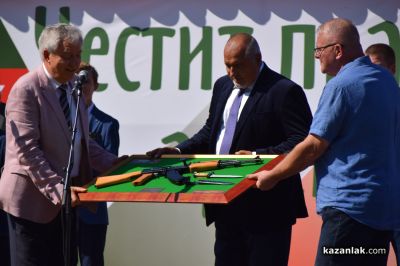 Арсенал на 100 в Казанлък. Николай Ибушев: Гордейте се, че сте арсеналци