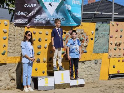 Над 190 участници се включиха в Общинското първенство по спортно катерене в Казанлък 