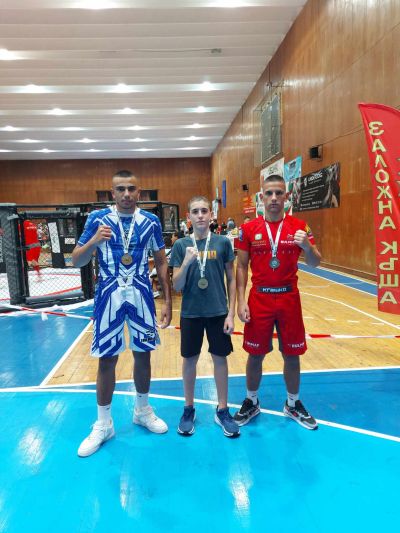 Две шампионски титли и един сребърен медал завоюваха състезателите на СК „Аргус ММА“ на Държавното първенство 