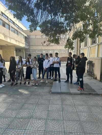 Бъдещите хотелиери от ПГЛПТ отбелязаха Световния ден на туризма 