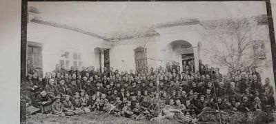 Енинските любители-краеведи посветиха септемврийската си сбирка на значими национални и местни исторически събития 