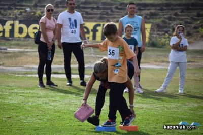 51 двойки участваха в деветото издание на състезанието “Мама, татко и аз” в Казанлък 