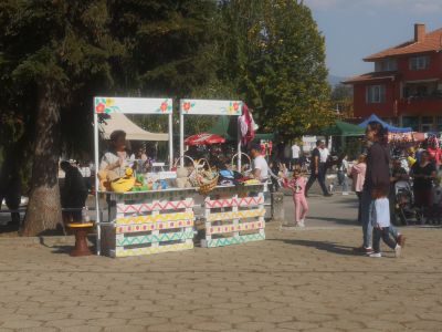 Казанлъшкото село Бузовград се готви за празничен събор 