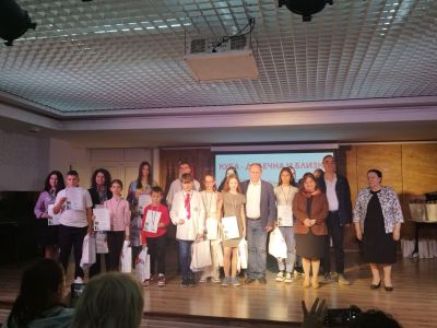 Ученици от казанлъшкото ОУ „Св. Паисий Хилендарски“ се завърнаха с награди и медали от национални конкурси