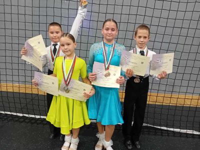 Танцьорите от КСТ „Роза” завоюваха нови призови места 