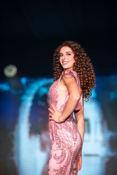 Коафьорът Стефан Пондев и Царица роза 2024 с отлично представяне в авторитетен конкурс