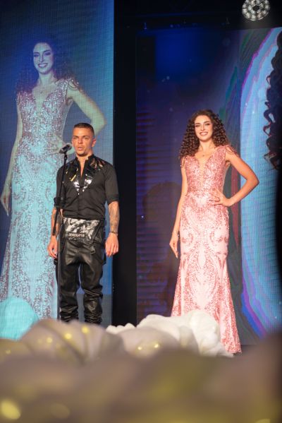 Коафьорът Стефан Пондев и Царица роза 2024 с отлично представяне в авторитетен конкурс