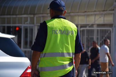 Три бързи производства са образувани срещу водачи-нарушители през изминалото денонощие в РУ-Казанлък  / Новини от Казанлък