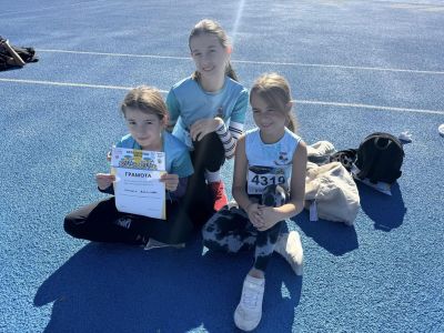 Малките ни лекоатлети извоюваха шест медала сред силна конкуренция от 500 деца в турнир в Ямбол