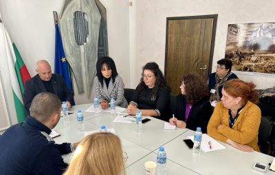 3757 деца в областта трайно не посещават училище