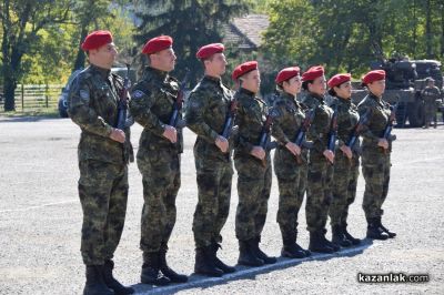 „Ден на отворените врати“ в казанлъшкото военно формирование 