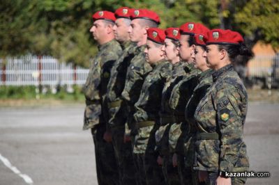 „Ден на отворените врати“ в казанлъшкото военно формирование 