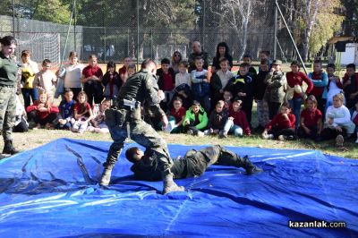 Казанлъшкият гарнизон отвори врати за посетители