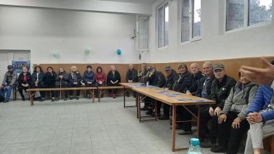 Кандидатите за народни представители на „ДПС – Ново начало” на среща с жителите на с. Ясеново